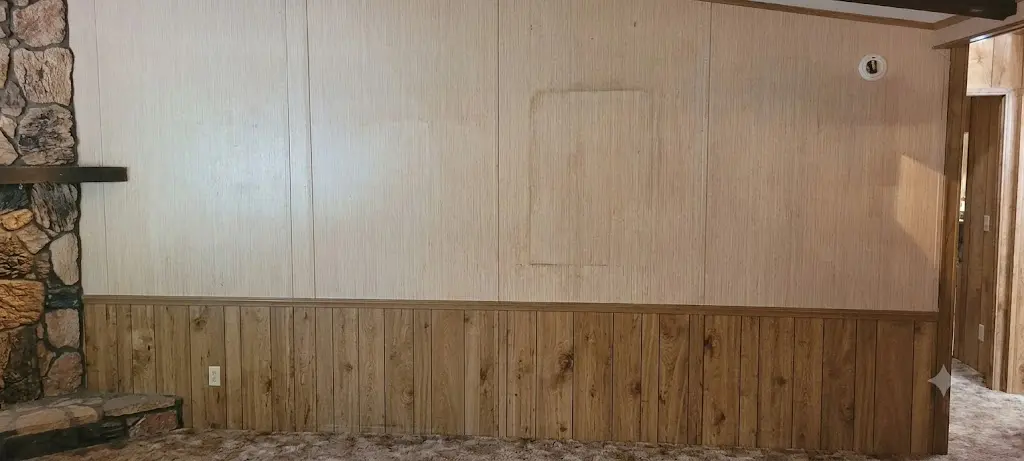 Empty room 4 after The Right Stuff estate sale and cleanout
