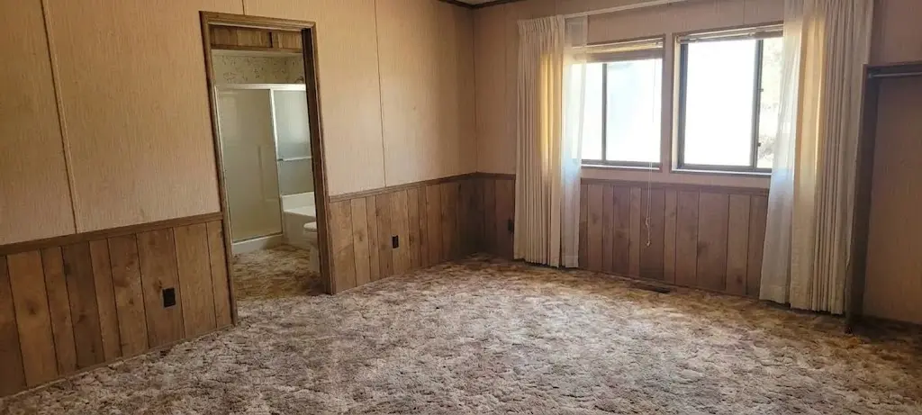 Empty room 8 after The Right Stuff estate sale and cleanout
